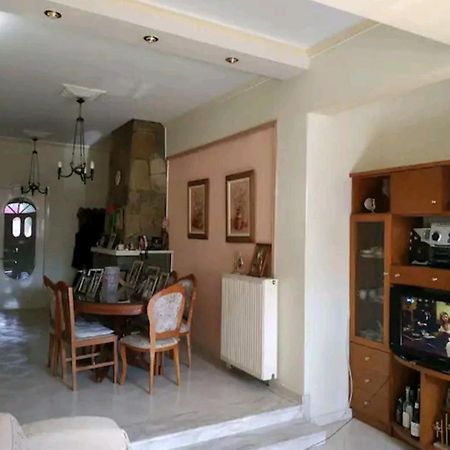 Ioannis Apartment เมการา ภายนอก รูปภาพ